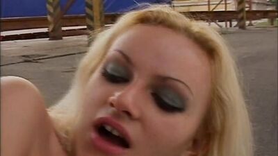 Wonderful Sexy MILF Rides Huge Vintage Cock That Cums in Her Mouth