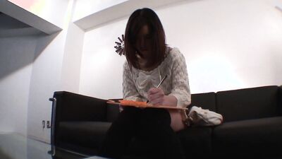 Aspiring Japanese Model Kurara Makise Takes It Like a Pro Slut