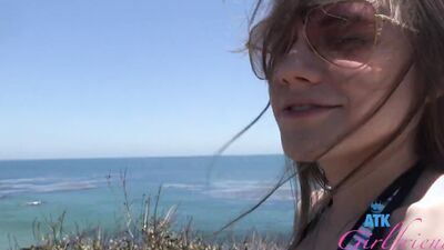 Rose Caarter on vacation gets her pussy rubbed and sucks cock and footjob in car
