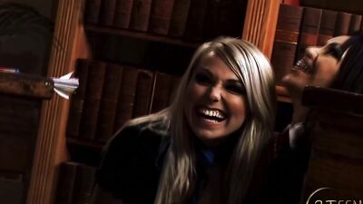 Dominant Blonde Shows Girls How to Fuck and Suck