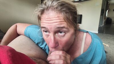 TELL YOUR GIRL TO TAKE NOTES HOT MILF BLOWJOB