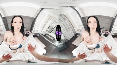 Jasmine Jayne gives dude a blowjob – TmwVRnet