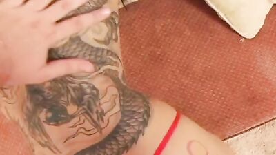 Michelle is an Asian girl who loves to fuck and enjoy a lot