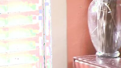 Blonde Cassie Younger is a MILF eager for big cocks