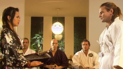 Gianna Lynn Gives Pleasure To A Samurai- Skankery