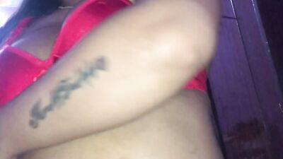 Asian babe gets anal sex