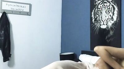 I give a delicious morning to my hot girlfriend