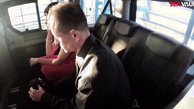 Squirting Teen Francesca Di Caprio Craves Driver's Big Cock