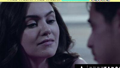 Freya Parker Tricks Stepsister's Secret Lover into Sneaky Sex to Avoid Steppa...