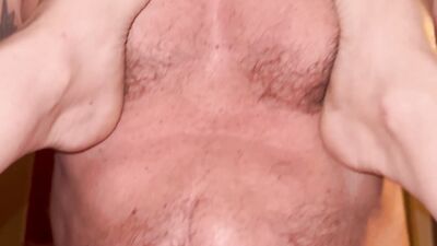 Mature wife Bonemaiden craves her man's load on her toes and feet