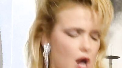 Horny Wife Anna Lisa and Anita Rinaldi get their hairy snatch drilled in hot lovemaking clip