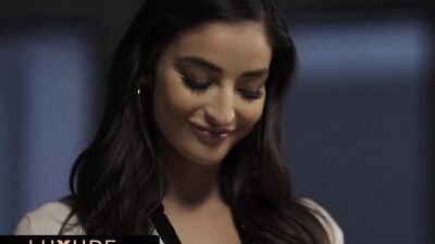Emily Willis gets special promotion to eat pussy & finger herself in lingerie