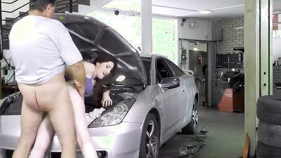 Naughty Grandpa fucks his young teen by the old car mechanic's big ass