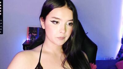 Hot college cutie flaunts her natural body & shows off her lustful desires