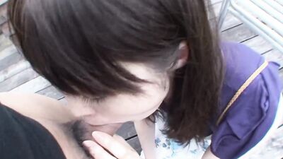 Hot Japanese babe indulges in oral sex on balcony in HD