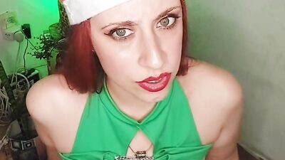 JOI Countdown Navideo: Latina amateur with a pale redhead gets her big ass drilled by Santa Gauchi
