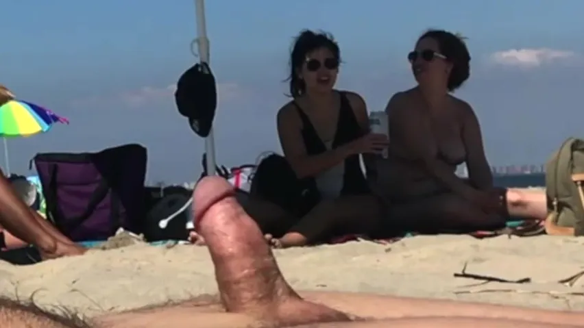 Cfnm Beach Erotic - Beach Shenanigans 16 (with slow-mo reaction) @ BabesTube.com