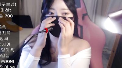 HOT GIRL SHOW HÀNG