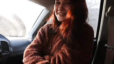 Girlfriend was not against getting Naked in a Car for Pleasure