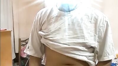 Amateur fellow with a massive dong is making home videos of his manhood