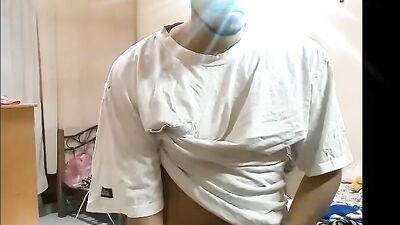 Amateur fellow with a massive dong is making home videos of his manhood