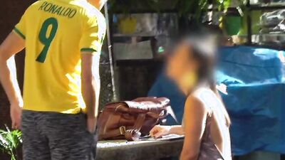 Amateur Latina with a bubble butt is picked up from the streets and banged