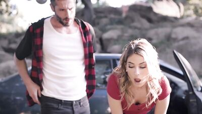 Hitchhiking babe will have to pay for a ride by banging the driver