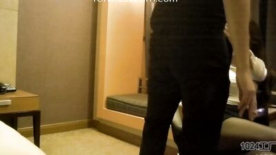 Chinese call girl is filmed while having sex with a client in a motel room