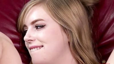 Dolly Leigh Loves to Cum in Front of you
