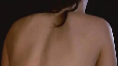 Dude is banging a nympho MILF in front of a couple of guys