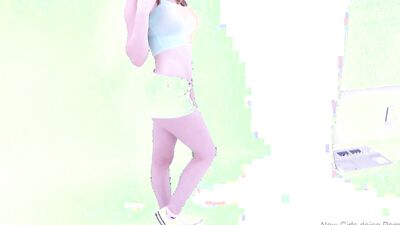 Lovely teen chick goes on her knees and takes a big schlong in her mouth